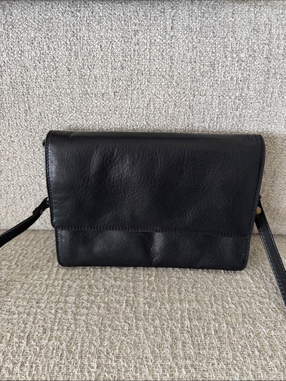 Classic Black Leather Crossbody Bag with Flap